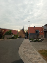 Nikolauskapelle zwischen Häusern