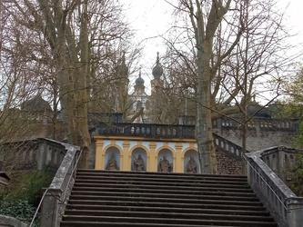 Stationenweg am Käppele Stationenweg am Käppele von unten gesehen